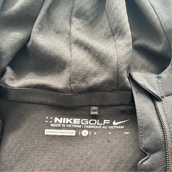 Black Small Nike golf jacket - Picture 2 of 4